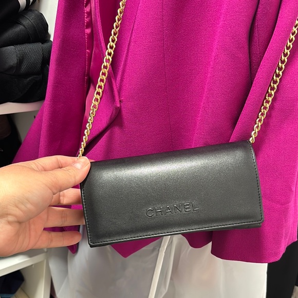 Chanel case - Picture 10 of 12